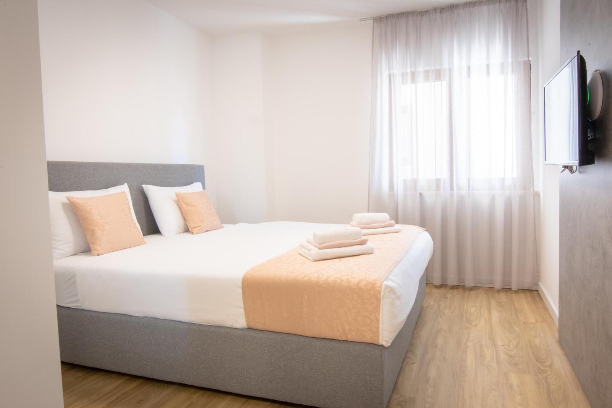 Bed & Breakfast Portun In The Center Baška Voda Екстериор снимка