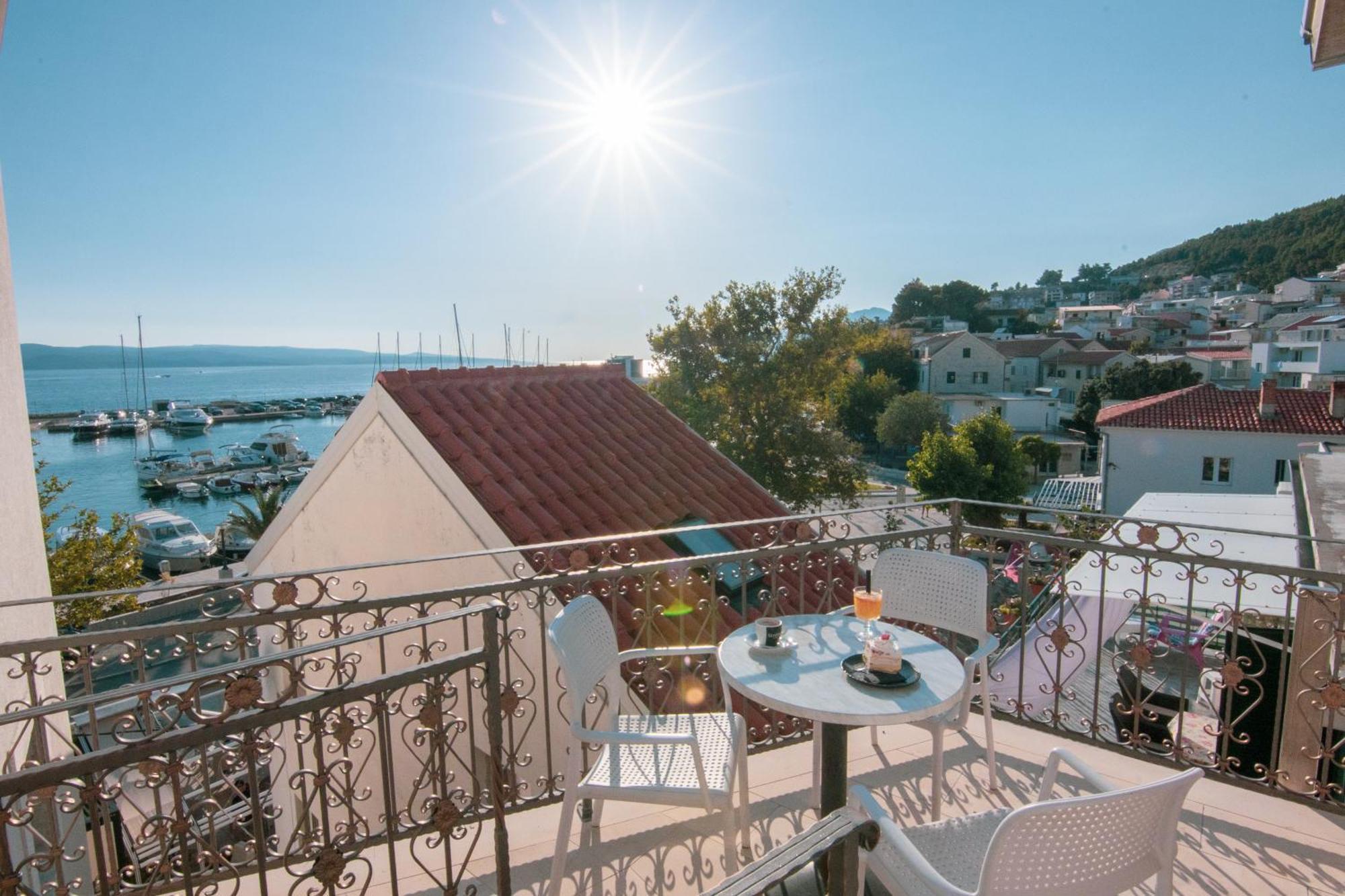 Bed & Breakfast Portun In The Center Baška Voda Екстериор снимка