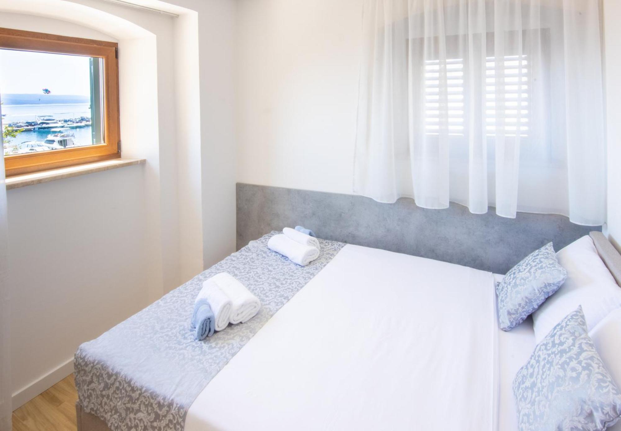 Bed & Breakfast Portun In The Center Baška Voda Екстериор снимка