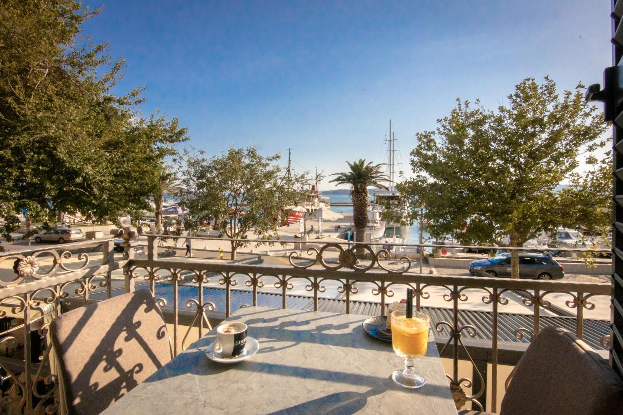 Bed & Breakfast Portun In The Center Baška Voda Екстериор снимка